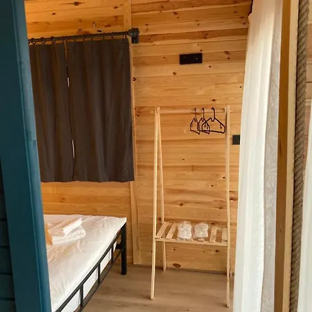 Campsite Baraqa Hoolbox
