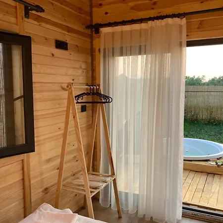 Campsite Baraqa Hoolbox
